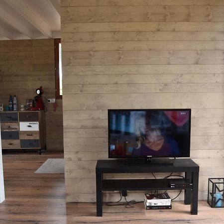 Вілла Domaine Residentiel Naturiste De La Jenny Chalet 6 Pers Ле-Порж Екстер'єр фото